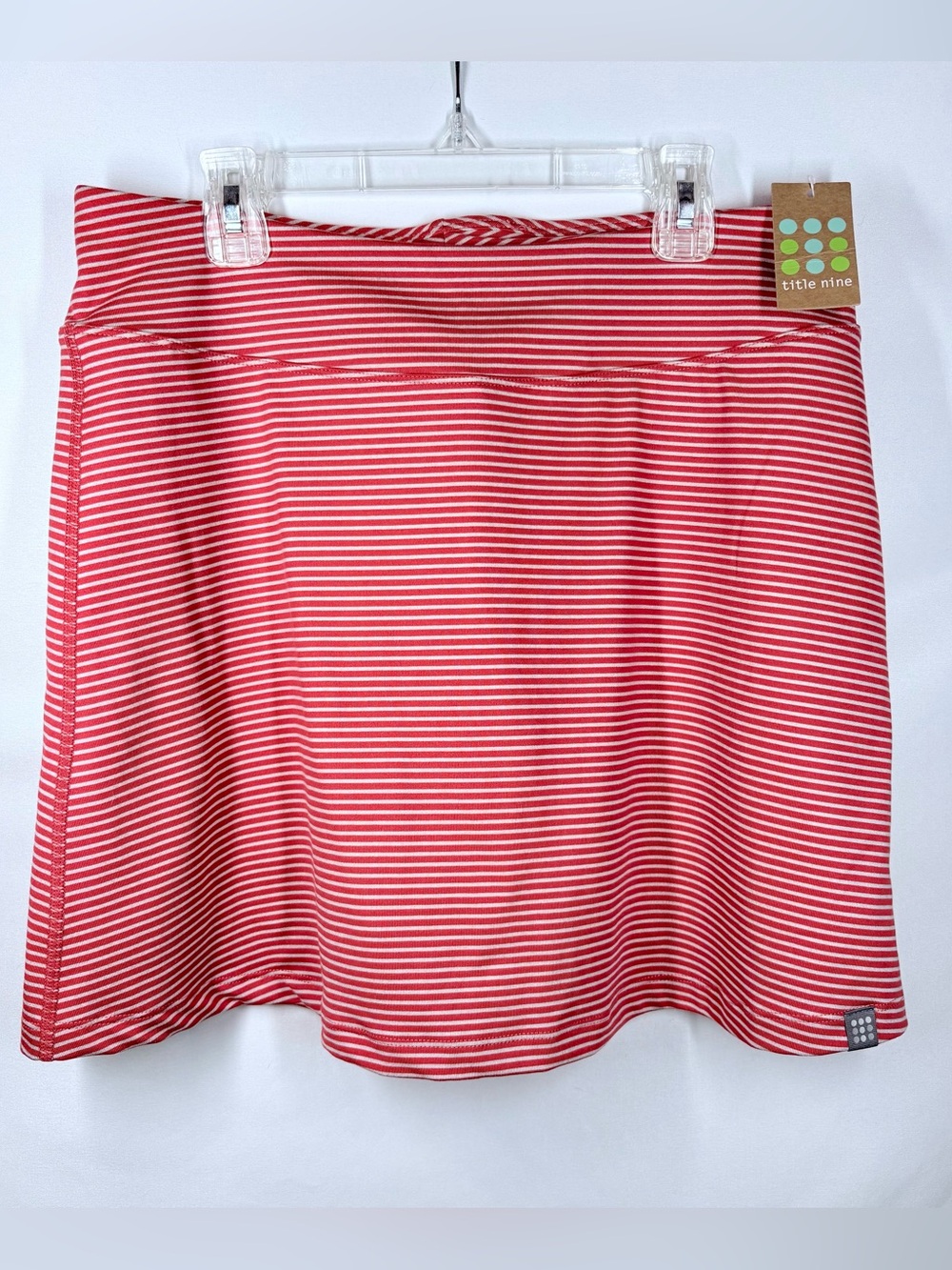 NWT Title Nine Dream Skort in Red & White Stripes. Medium